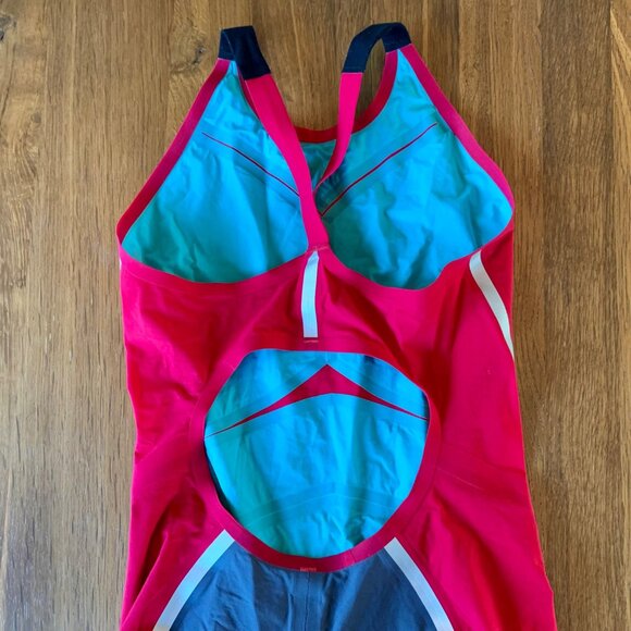 VICI A3 Performance Tech Swimsuit Womens 26 135-170lbs Red Racing Triathlon Suit - Picture 4 of 10